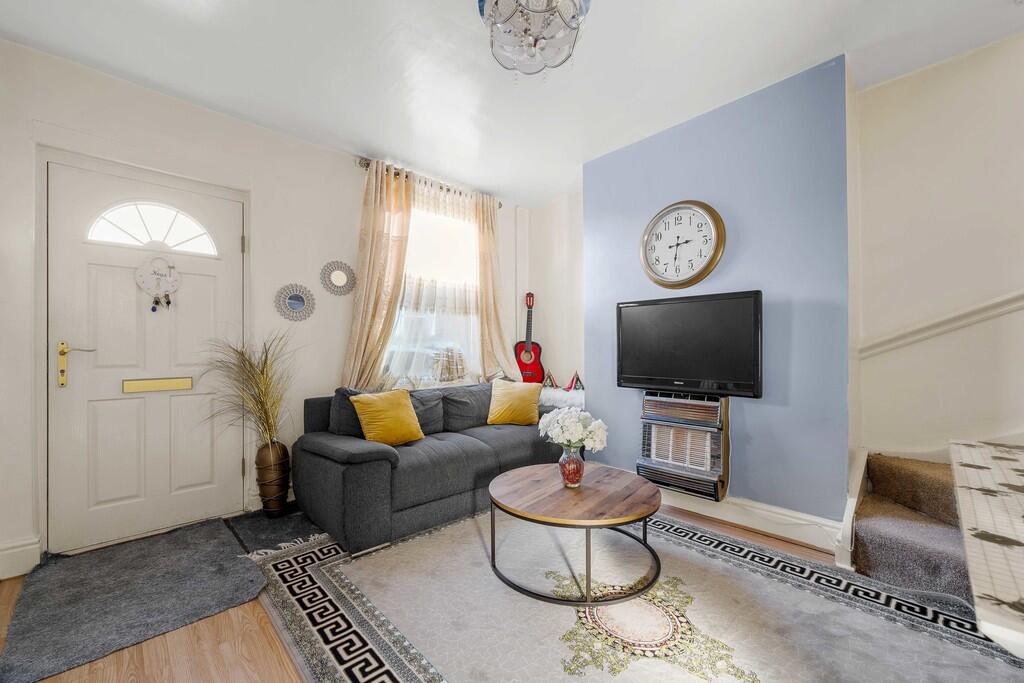147 Garden Lane, ...
