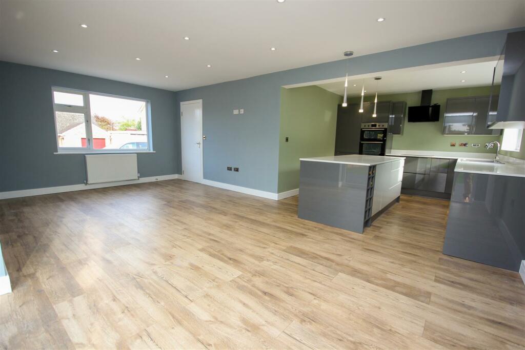 Living Dining Kitchen.jpg