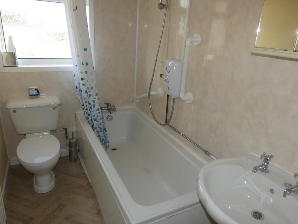 85 Mackworth Drive, Cimla, Neath. SA11 2QA