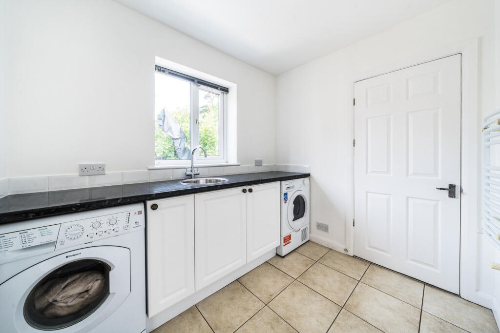 1309986-1-6851386...