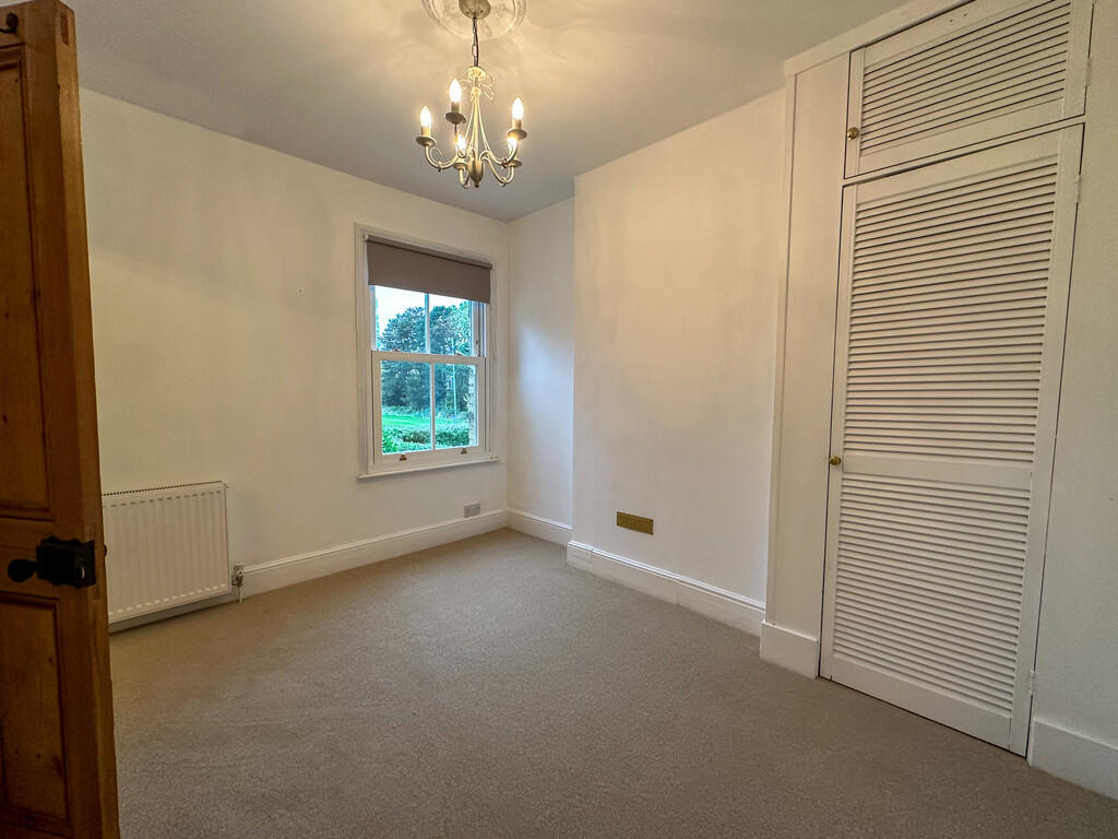 Bedroom 2 (3)