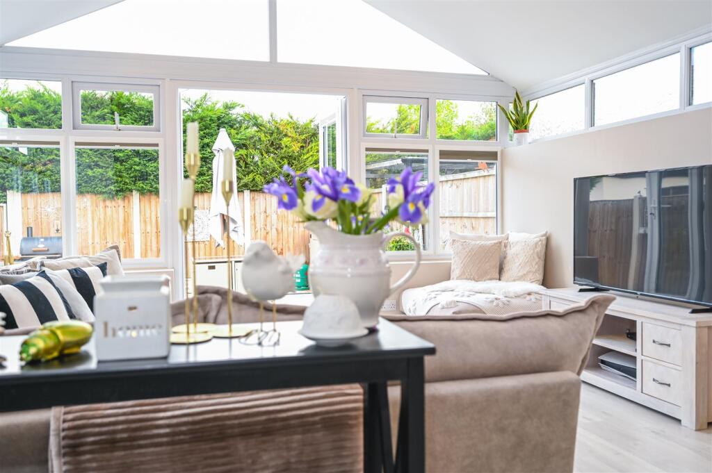 The Spires - Reception Room