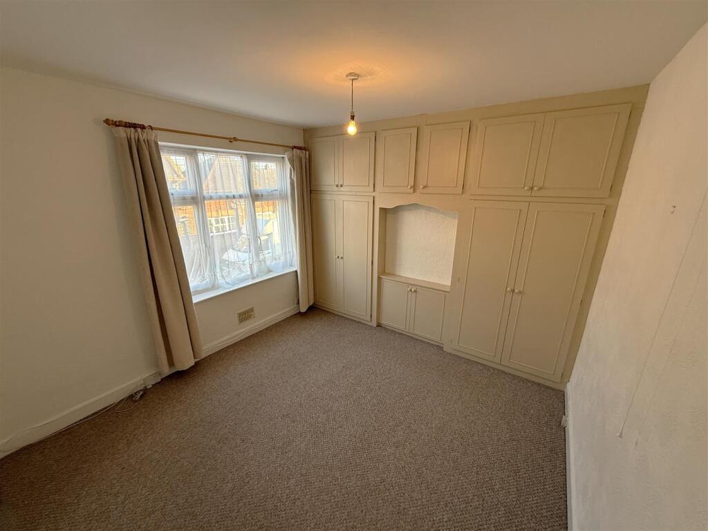 Bedroom 1A.JPG