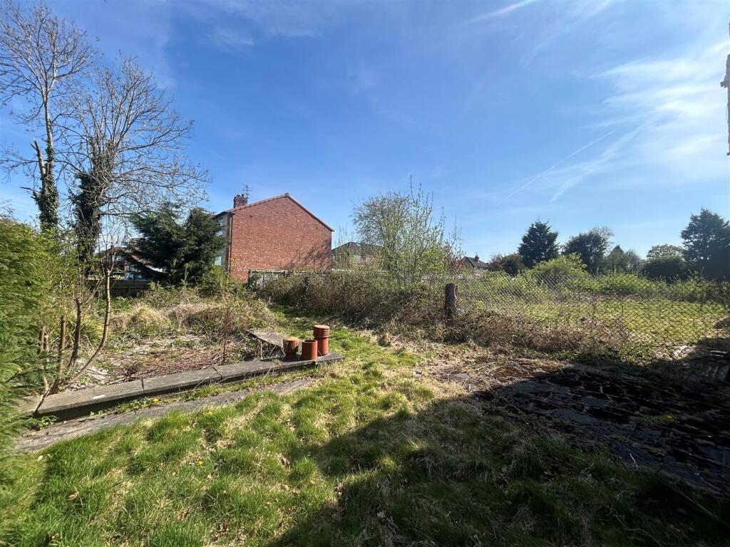 Brown Lane 5.jpg