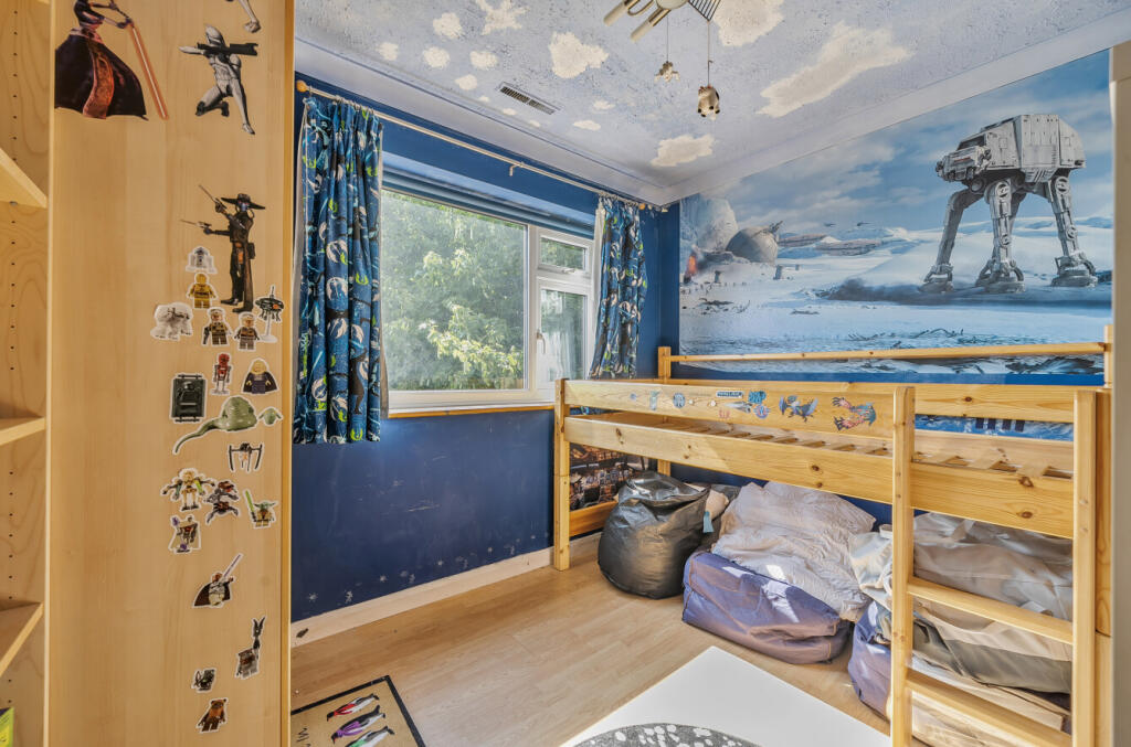 1336694-9-689a1e5...