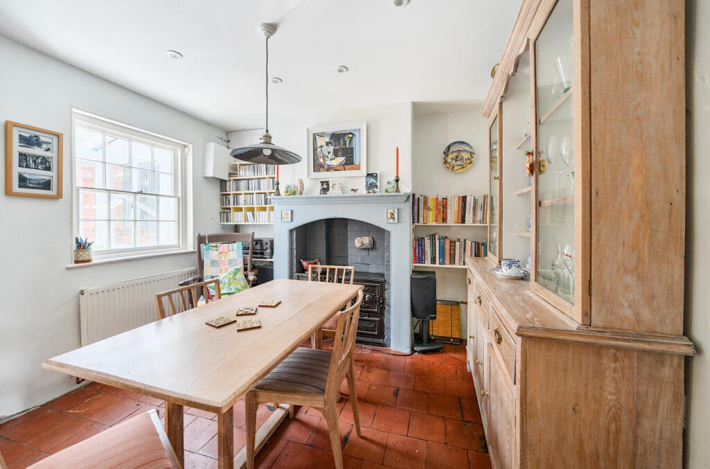 1326456-7-687e2e1...