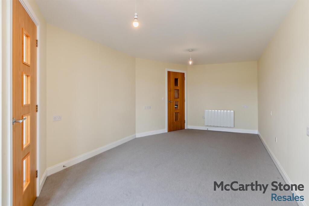 8647568-interior03-800.jpg
