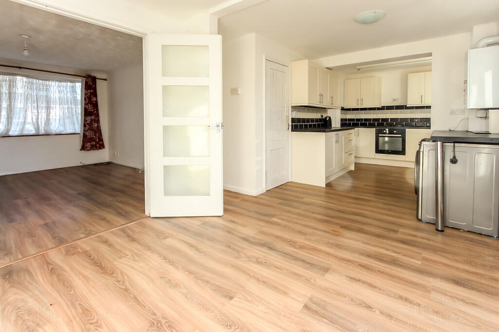 Kitchen/Dining Ro...