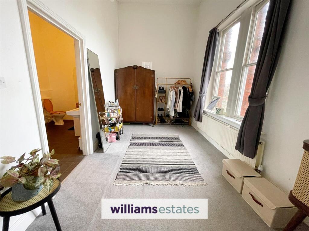 Annex Dressing Area