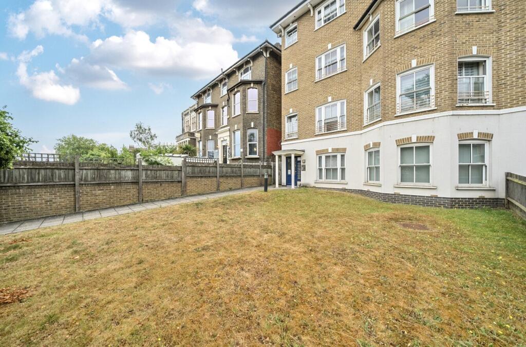 1317800-18-68652a...