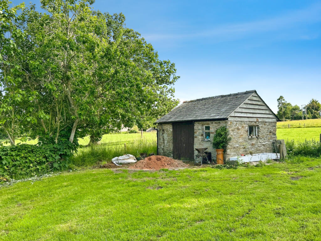 Detached Cottage in rural village