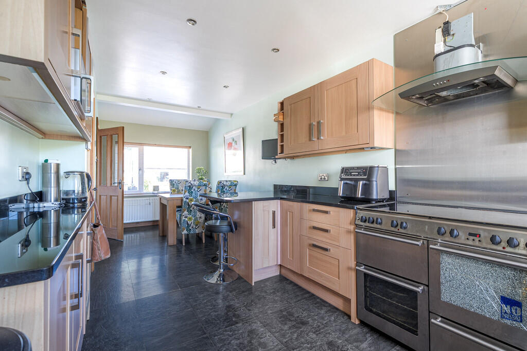 Kitchen/Dining Ro...