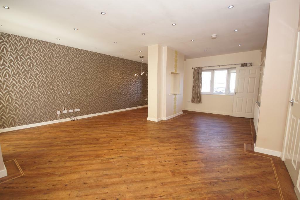 Open Plan Lounge &amp; Diner