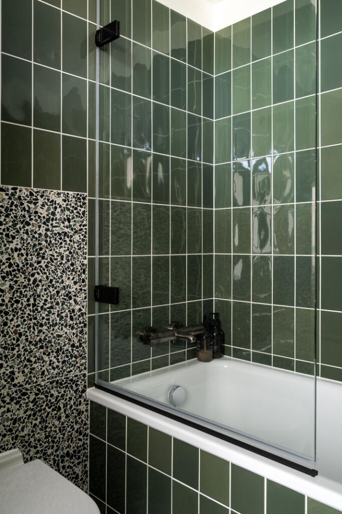 283607 - Keeling House, London E2 - high res - ...