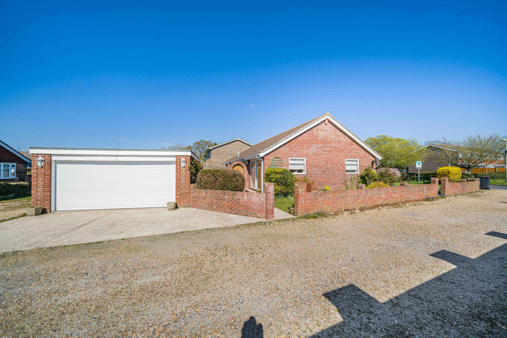 3 bedroom Bungalow for sale