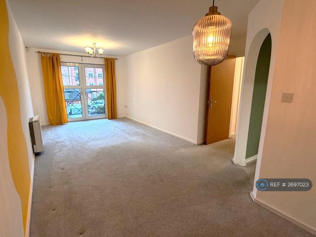 Living/Dining Room