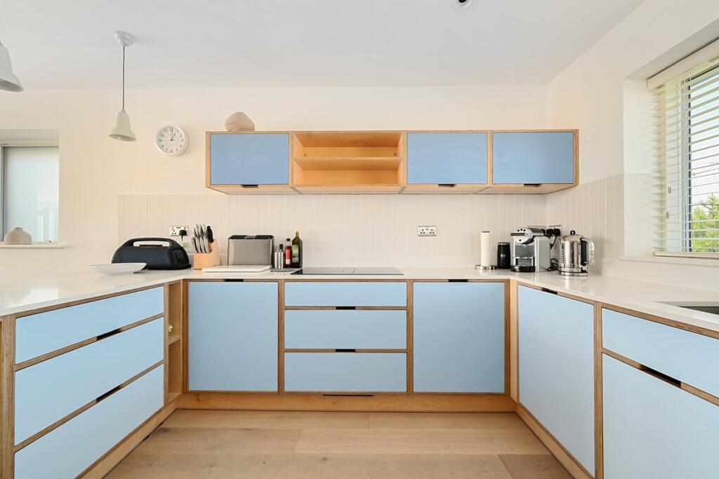 Kitchen Alt 3