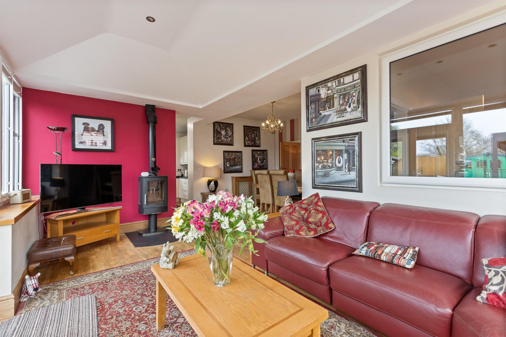 9 Marling Road, Ainley Top 11_297.png
