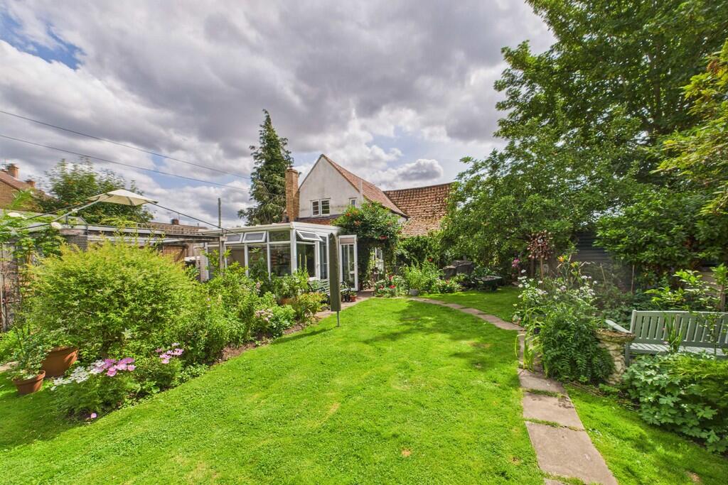 CAM01211G0-PR0279...