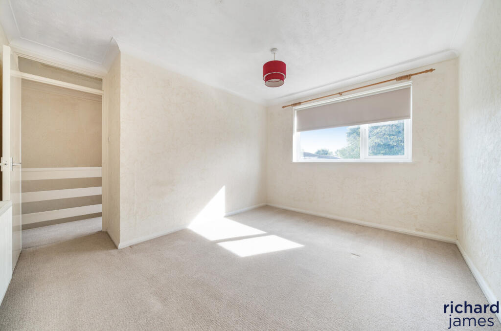 f4dfc472-486f-445...