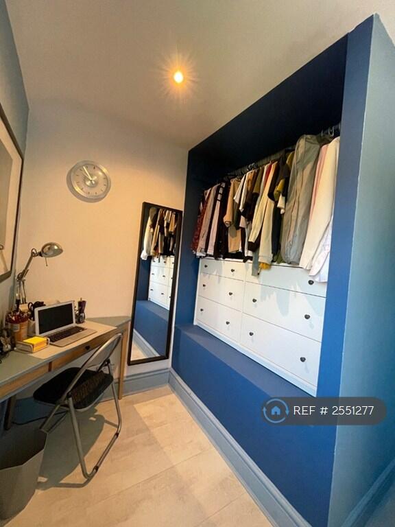 3rd Bedroom/ Study With Extra Storage 