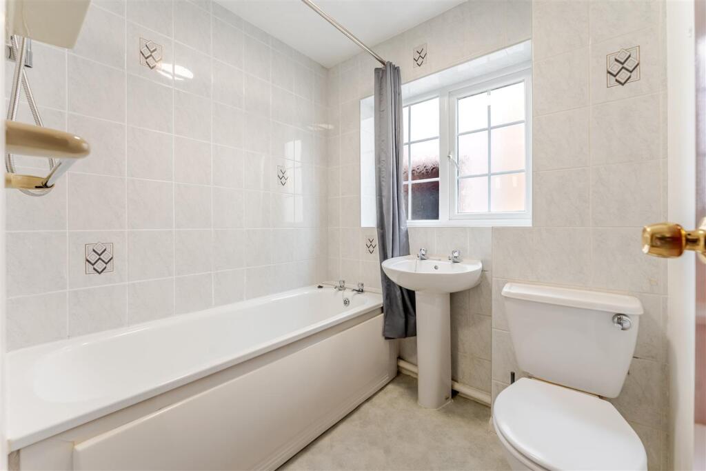 12 The Glebe Wrington_-16.jpg