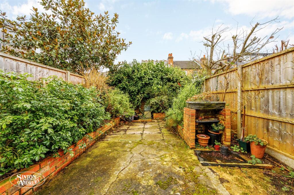 2 Whitehall Road-8.jpg