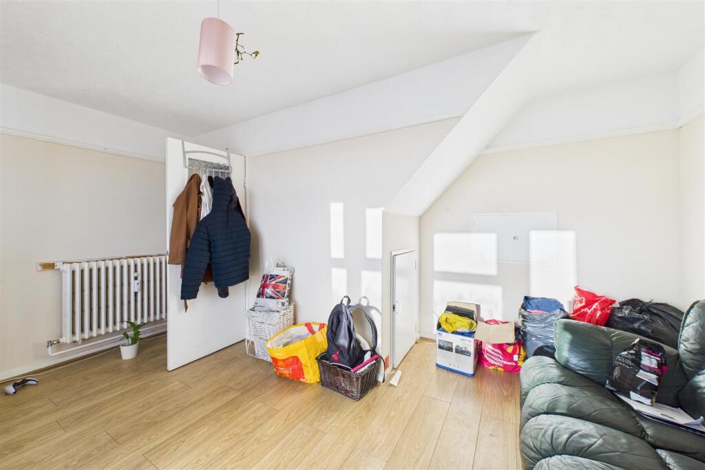 54 Francombe House, Redcliffe, Bristol BS1 6TB | L