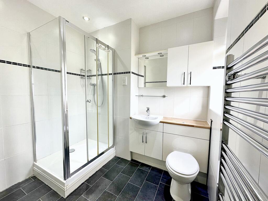 En-suite shower room