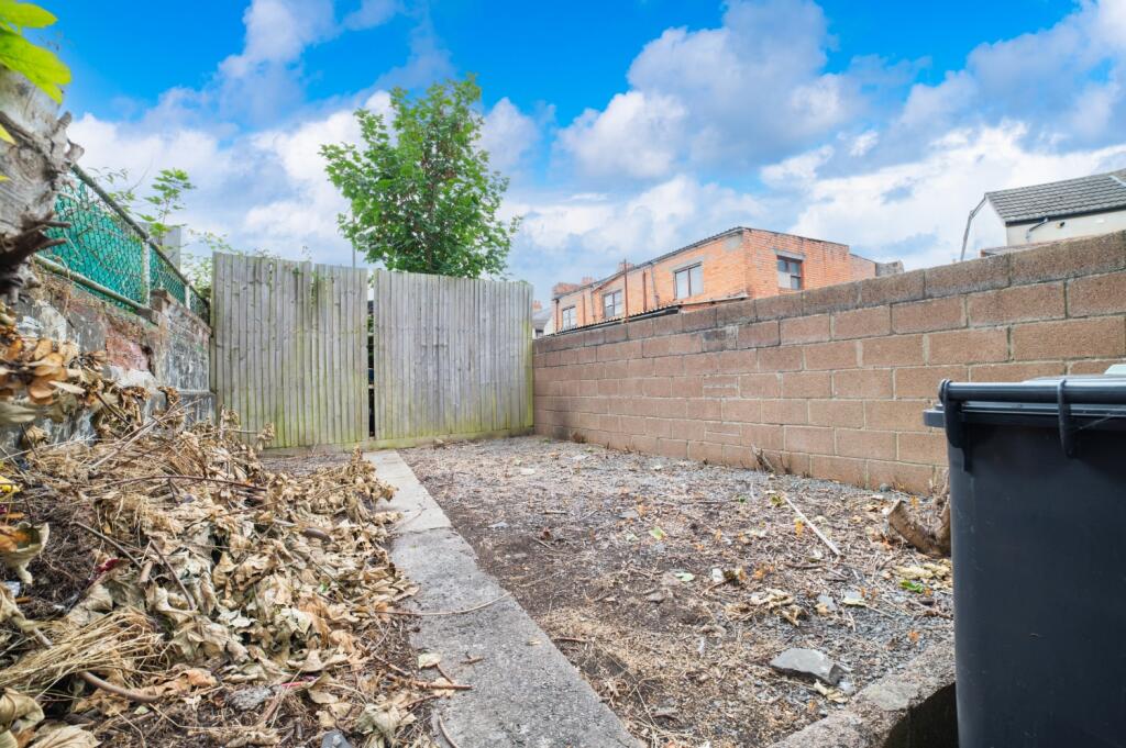 Call 02920 454555 to secure your viewing_10