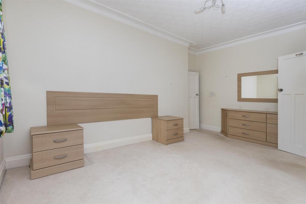 Bramleys Estate Agents - Dingley Road - Edgerton (