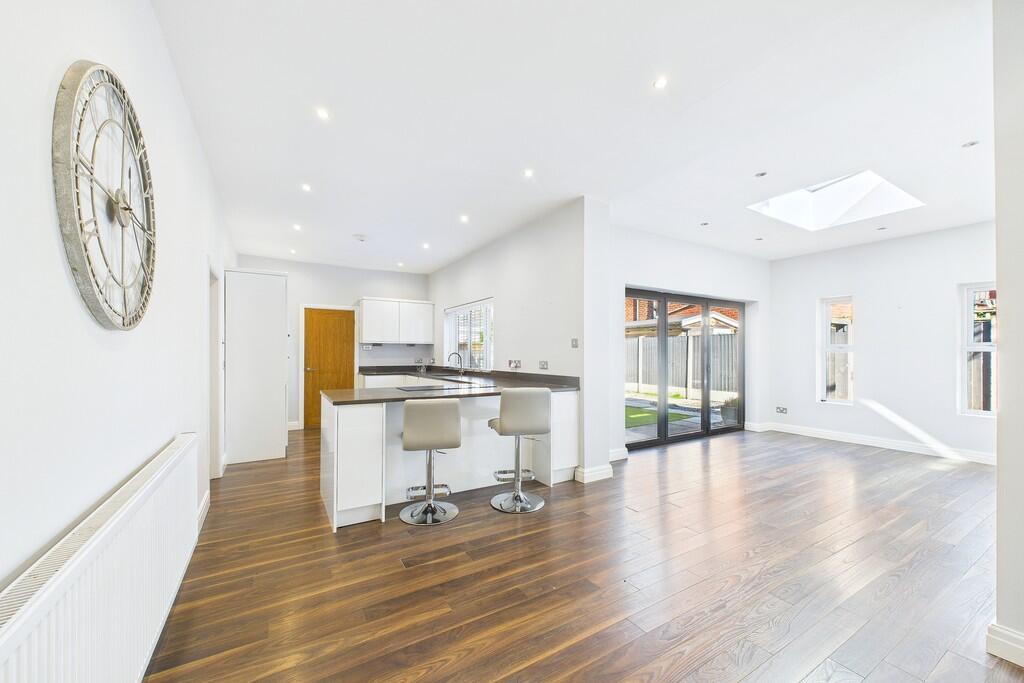 Open Plan Family ...