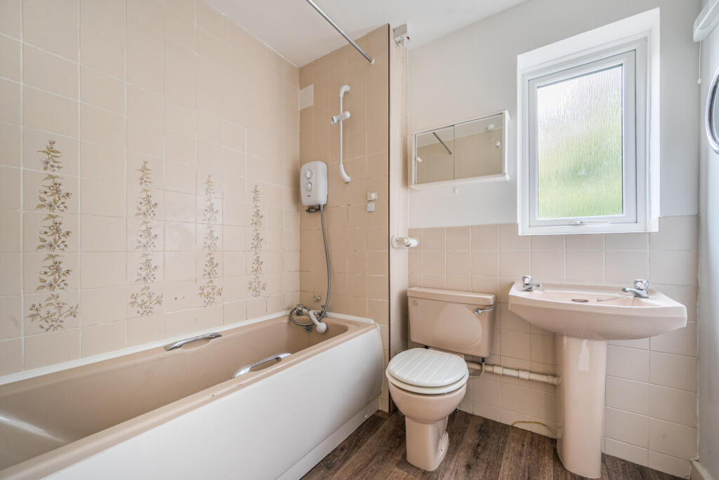 1370320-16-68f22d...