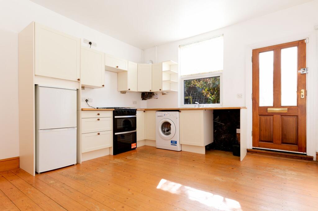 KITCHEN/DINER AND LIVING ROOM