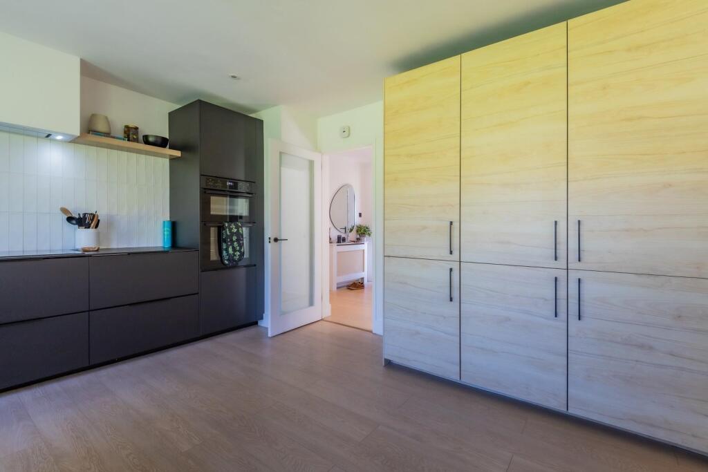 Clos Coed-Y-Dafarn 6-10.jpg