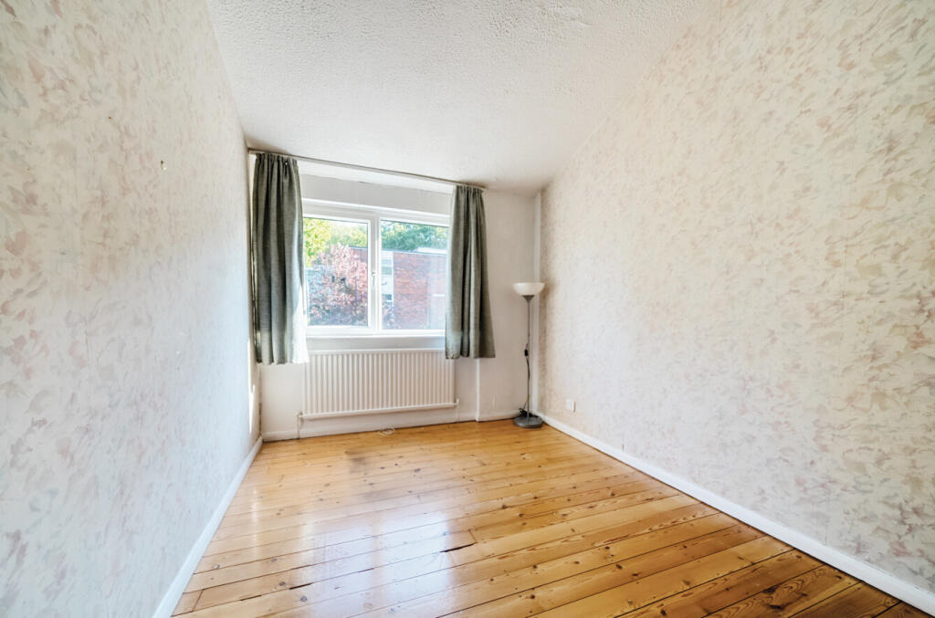 1336868-6-6899b1d...