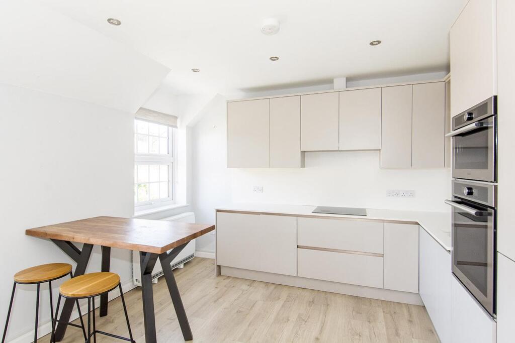 Open Plan lounge, Dining Kitchen