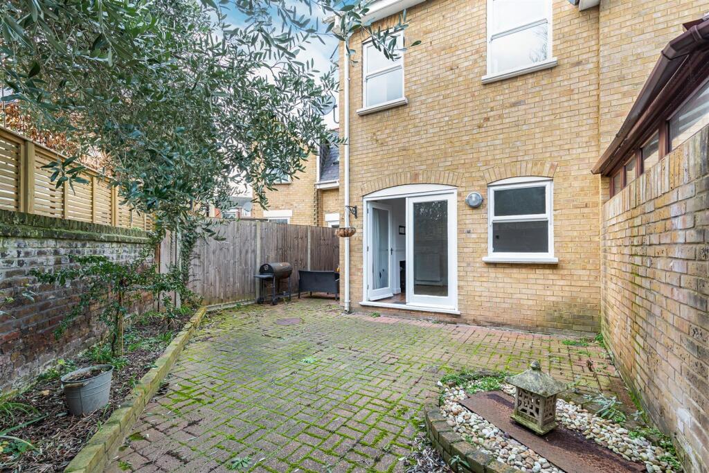 James_anderson-flat_2__9_ennerdale_road-tw9__15_.j