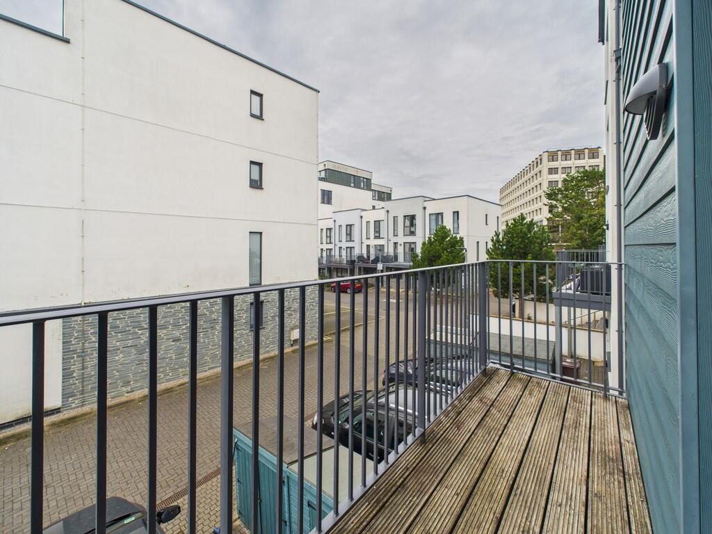 CAM02089G0-PR0577...