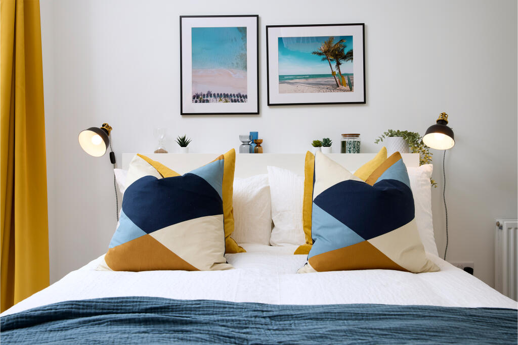 Plot 138 - Bedroom 1