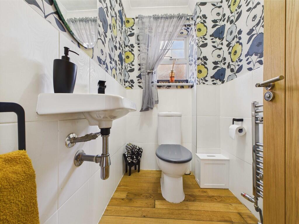 CAM04092G0-PR0061...