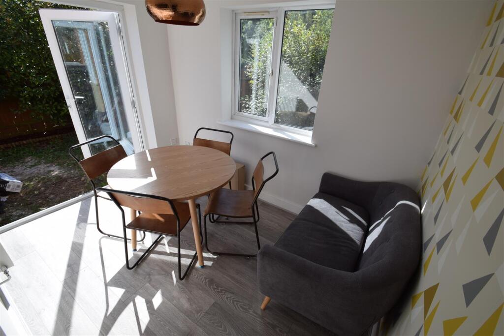 Living room (Shared)