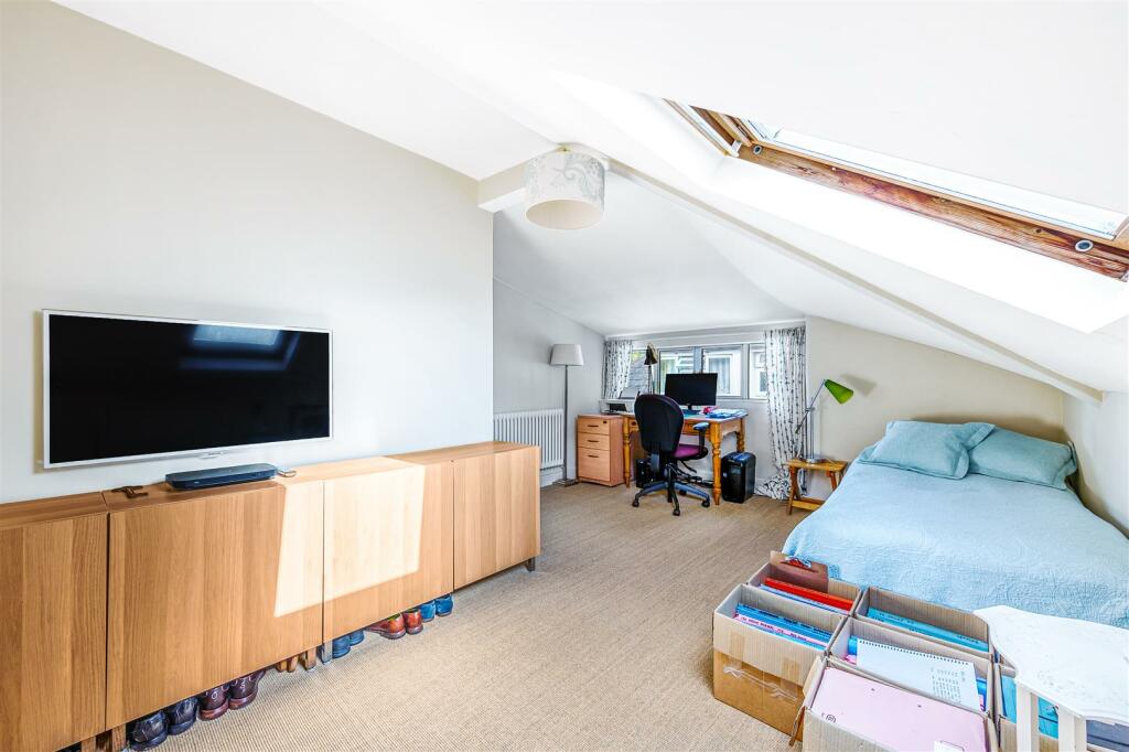 Avenue Gardens-19.jpg