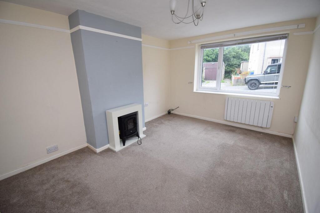 Living Room.JPG