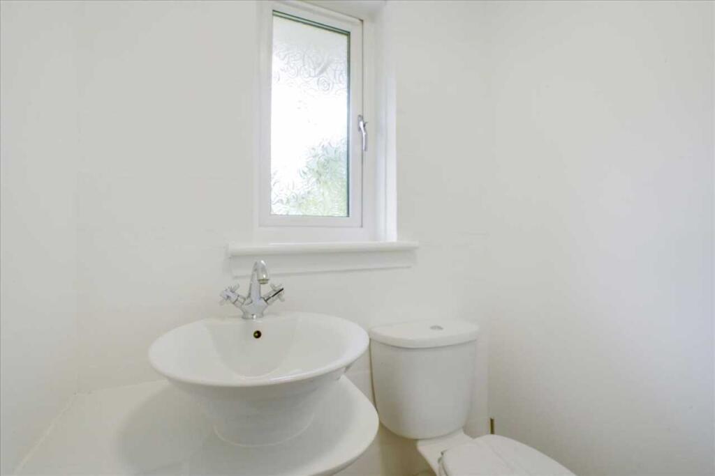 Lower Level WC