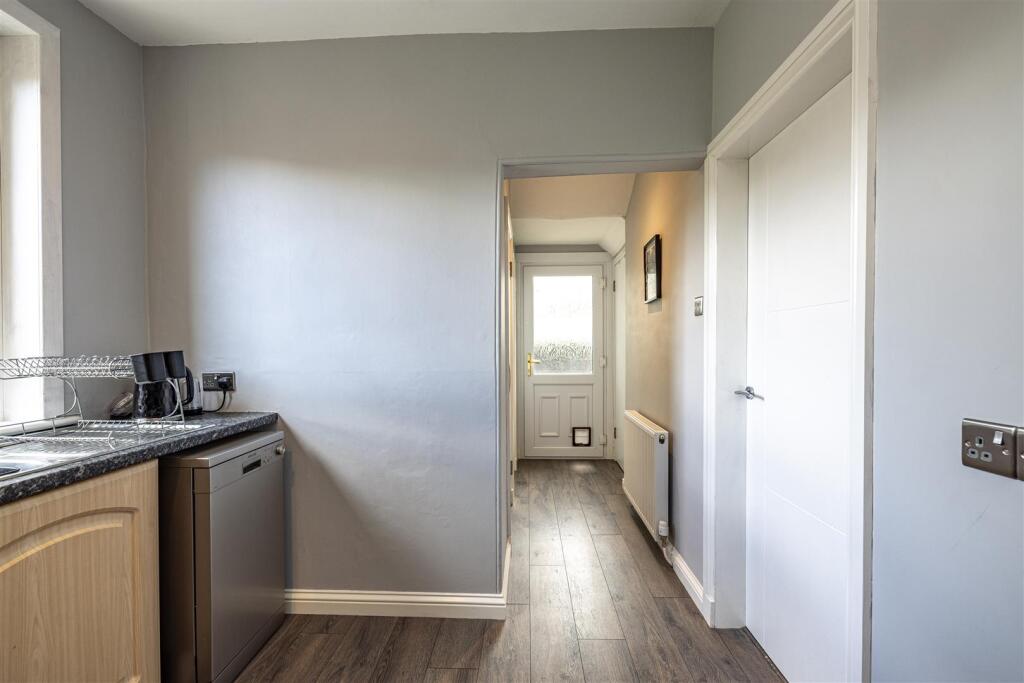 2  Balmoral Avenue Galashiels 16.JPG