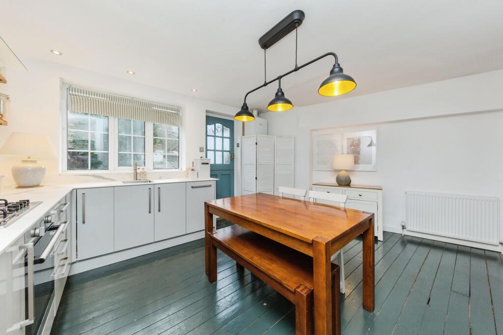 Dining Kitchen