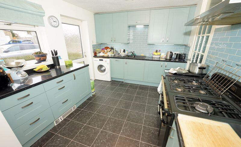 Fitted kitchen