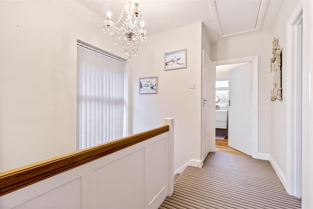 St Marys Close,89-027.JPG