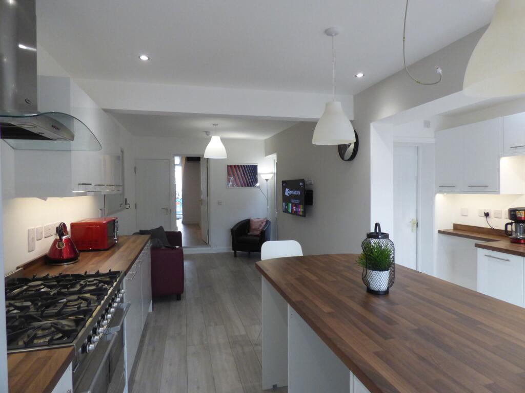 Communal Kitchen/Living Area